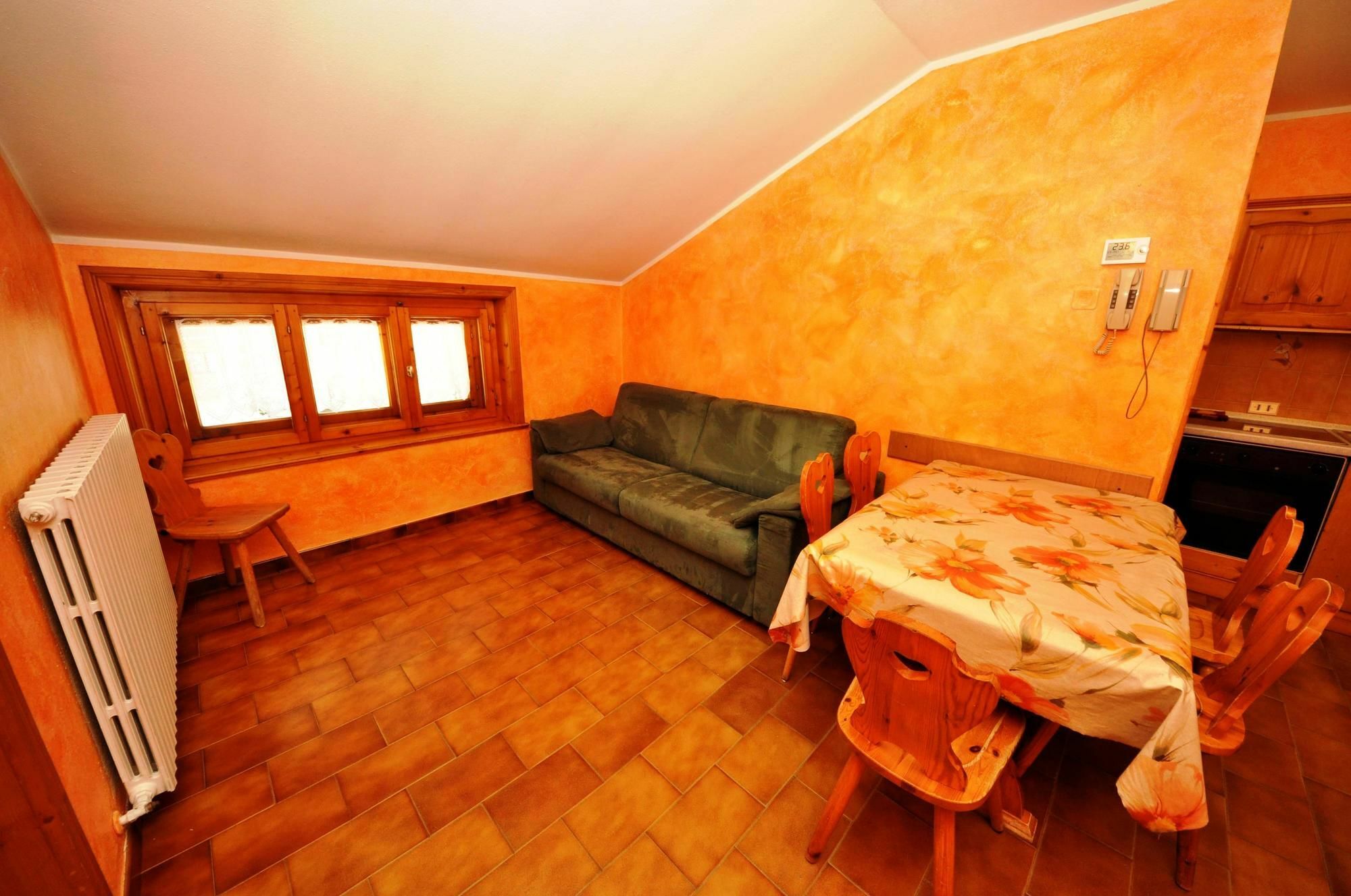 Residence Casa Longa By Livigno Accomodation מראה חיצוני תמונה