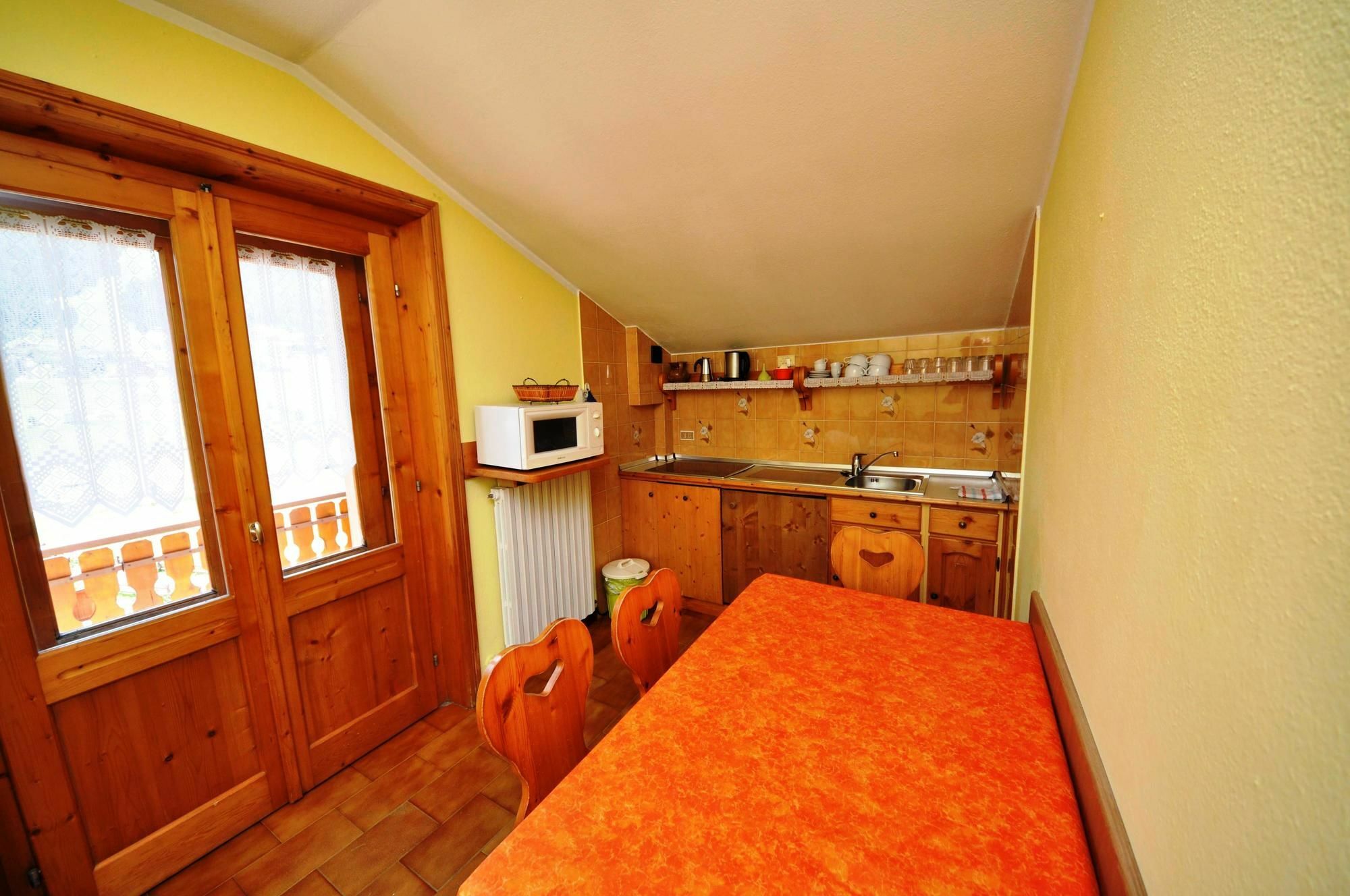 Residence Casa Longa By Livigno Accomodation מראה חיצוני תמונה