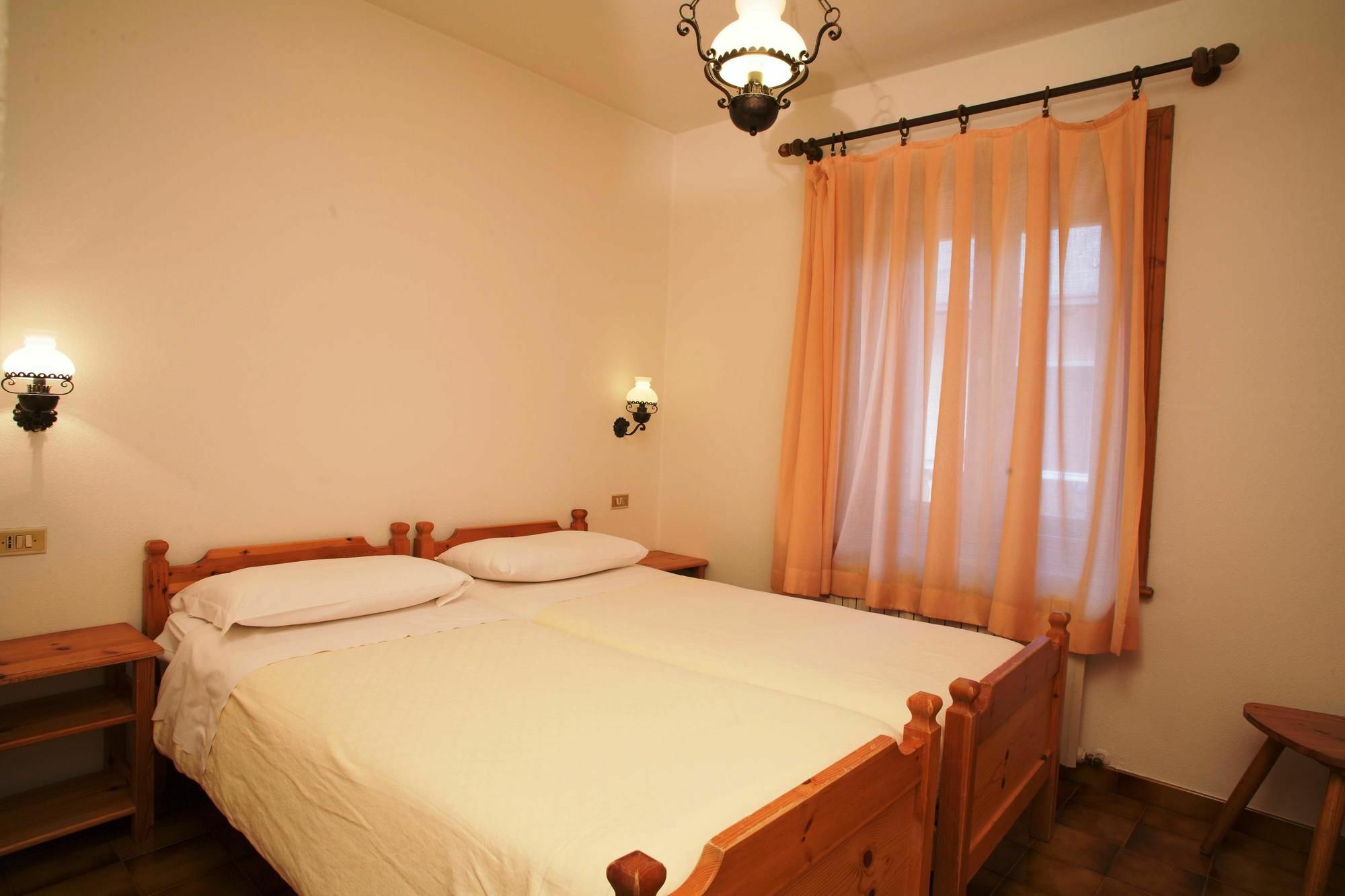 Residence Casa Longa By Livigno Accomodation מראה חיצוני תמונה